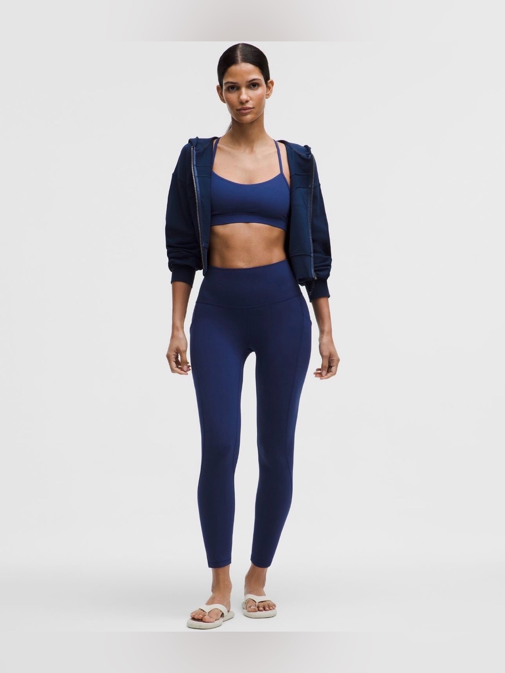 LuLulemon Align High Rise leggings w/ pockets in dark “clubhouse” blue, size 10